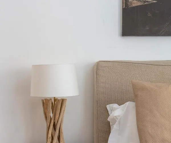 Deza Ripetta Serendipity, Rebirth And Appartement Rome